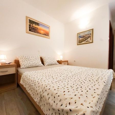 Apartments Tomislav Медулин Екстериор снимка