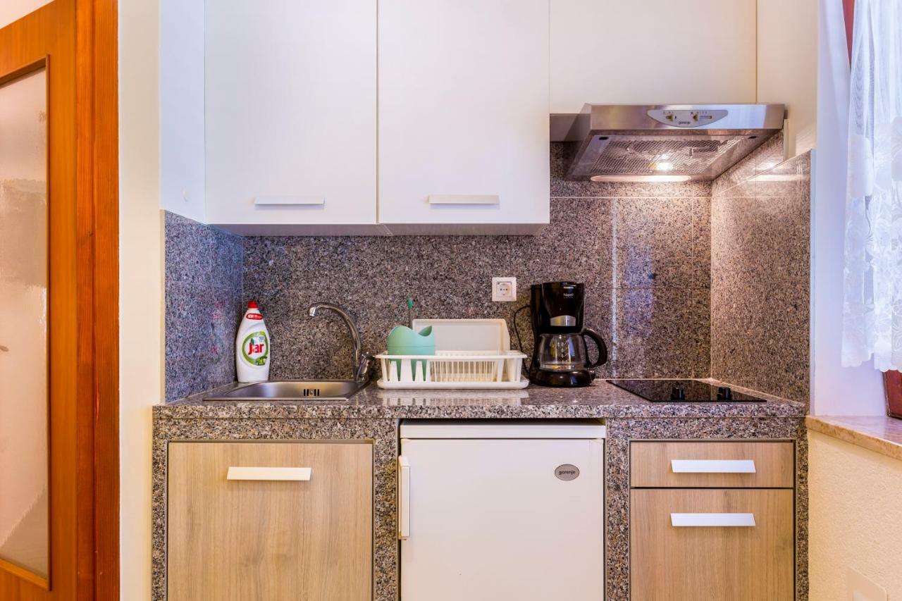 Apartments Tomislav Медулин Екстериор снимка